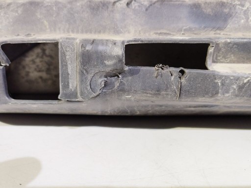 Citroen C4 Picasso and sider below bumper front