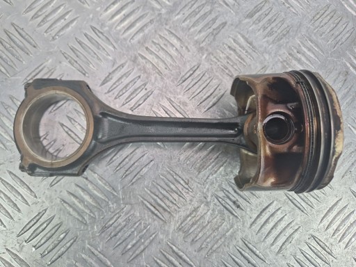 piston with connecting rod Mercedes A160 W176 DFA2700317 270.910