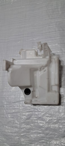 6R - бачок омывателя VW POLO 6R0955453E
