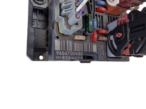 PEUGEOT CITROEN fuse box R05 BSM 9666700480