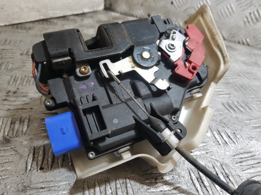 lock door left front VOLKSWAGEN GOLF 5 9 PIN
