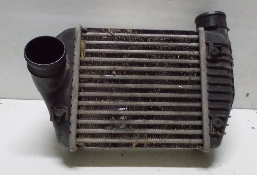 AUDI A6 C6 2.0 TFSI 08R Kühler intercooler 4F0145805AD