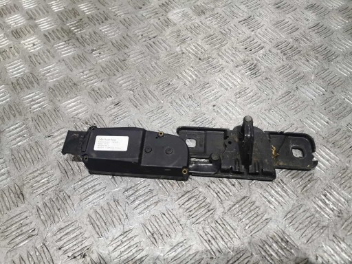 Audi Q5 OE 4f9827383g замок багажника болт