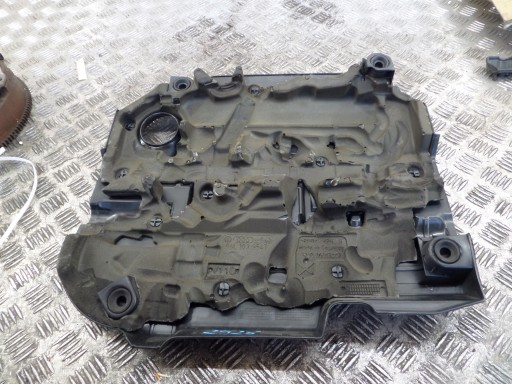 SEAT OE 04L103954T fedél motorfedél