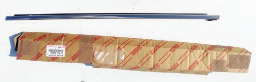 75763-05020 - ХРОМИРОВАННАЯ НАКЛАДКА ДВЕРИ ПРАВАЯ ЗАДНЯЯ T27 AVENSIS NEW ORIGINAL