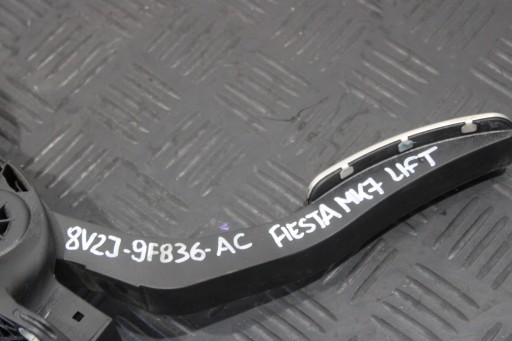 accelerator pedal FORD FIESTA MK7 LIFT 8V2J-9F836-AC