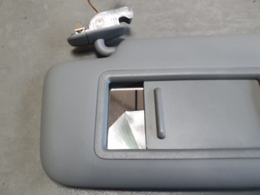 Audi Q6 e-tron kryt slnečná ľavá 85H857551B