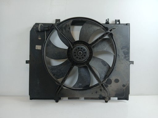 MERCEDES W210 2.2 CDI ventilátor chladiče A0015003093