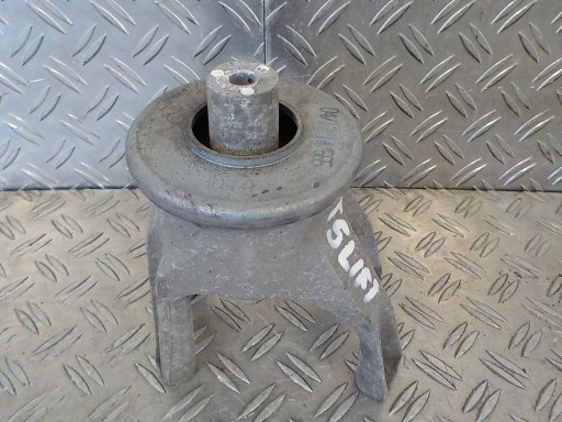 7E0199849 - VW T5 LIFT 2.0 Лапа подушка двигуна