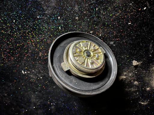 DAF OE 2106360 крышка топливного бака