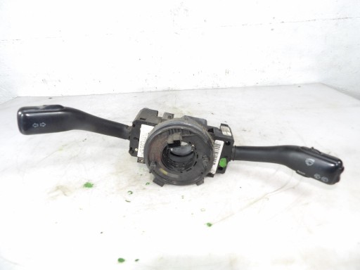 SKODA FABIA et Commodo essuie glace 8L0953513G