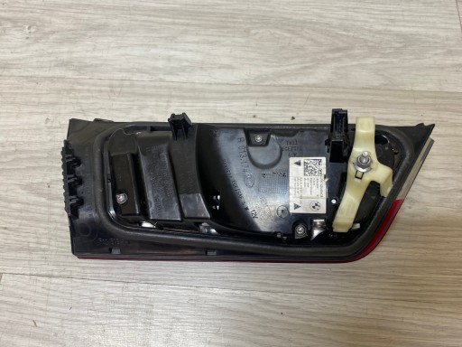 BMW 3 G20 light rear right to the bonnet H8742045408