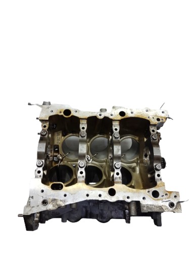 QUATTROPORTE 14R- 3.0 M165B НИЖНИЙ БЛОК ДВИГУНА ГОЛИЙ