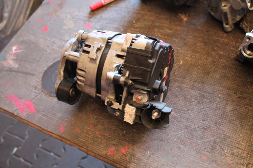 3408. alternator RANGE ROVER L8B2-11A240-BE