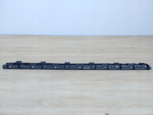 VW PASSAT B8 right holder mouldings PROGOWEJ support bracket 106501400100