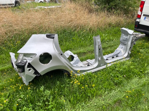 Renault Clio V - задній порог