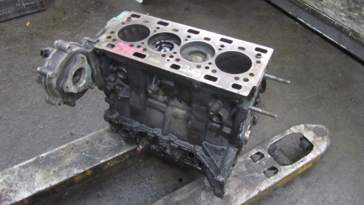 180/213 - MASTER MOVANO II 2.5D БЛОК ДВИГАТЕЛЯ НИЖНИЙ G9U 03-10