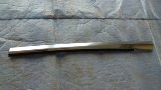 MERCEDES W213 ХРОМИРОВАННАЯ НАКЛАДКА НА КРЫЛО A2386706200