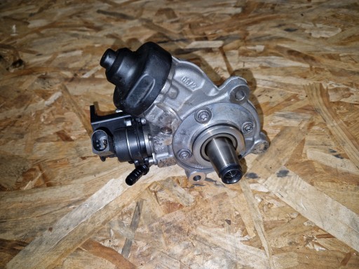injection pump BMW 2.0D 8579230 0445010775