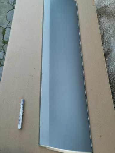 Mercedes W124 moulding szeroka door front right sedan kombi