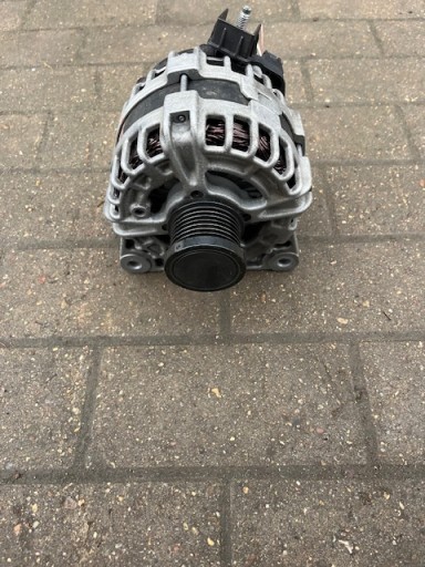 Генератор renault clio v captur ii jogger sandero 1.0 tce 231002175r 30km