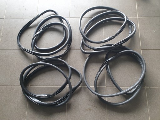 gasket door KIA VENGA 2009