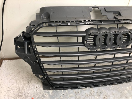 Grille Grille/masque AUDI A3 8V Berline S-LINE 8V5853651B