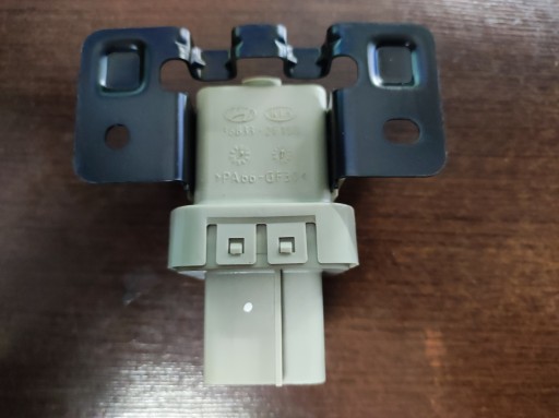 368302f050 - Реле свечей накаливания киа соренто 09-