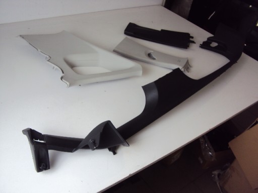 ПЛАНКИ ОБШИВКИ ЛЕВЫХ СТОЕК SEAT ARONA 2019