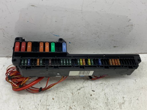 Module fusibles 6957330 BMW E60 LIFT (2003-2010) 2.0D