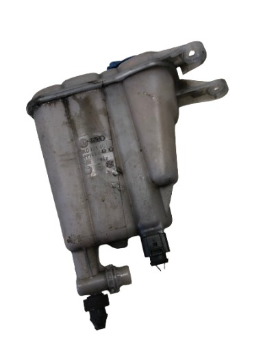 Ausdehnungsbehälter AUDI A4 B8 8K0121403Q