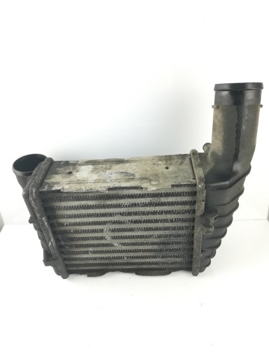 radiatore intercooler Radiatore / Raffreddatore AUDI 59145806