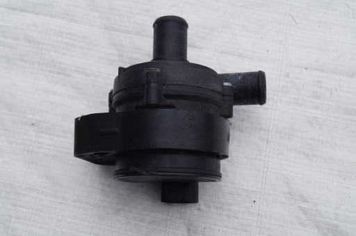 dodatna vodena pumpa MERCEDES ML W166 A166 3.0 CDI