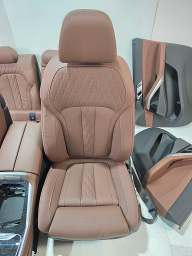 seats inner leather BMW X6 G06 LCI 5MIEJSC INDIVIDUAL WENTYLOWANE KOMFORT