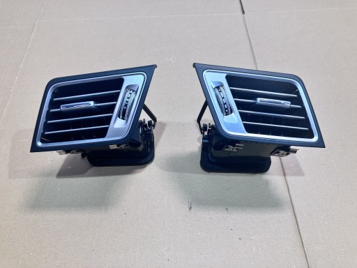 A2078300100 - Боковая вентиляционная решетка MERCEDES C207 W207 LIFT