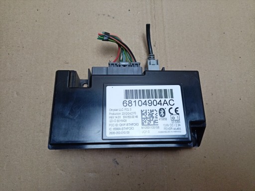 Bedienteil Bluetooth Chrysler Town and Country 5 facelift 2012 68104904AC