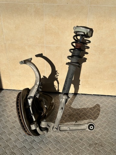 8W0615312E, 8W0615312E - Поворотный кулак правый в сборе audi a4 b9 8w0 2.0 tfsi