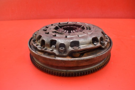 clutch flywheel DWUMASA 124058910 BMW F30 F31 2.0 D 143 KM 11-16
