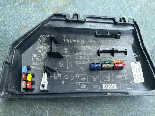 Кришка запобіжника evoque bj32-14A076-ca