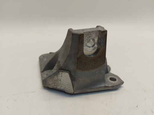 LEXUS RX500H V 5 2023- engine mount front