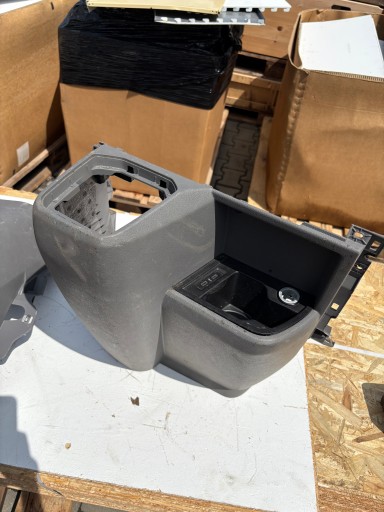 VW T6.1 cover TUNEL central 7L1857771