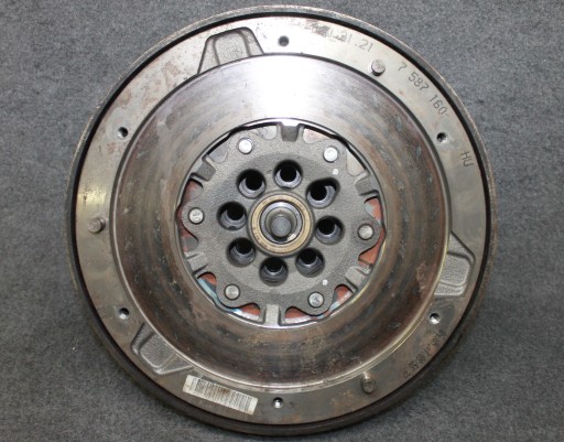 BMW E90 E91 E92 E93 2.5D 3.0D N57 - clutch dual mass flywheel disc KOMPLET