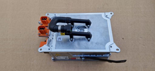 STACJA LADOWANIA 5QE915685C VW SKODA AUDI neu KPL