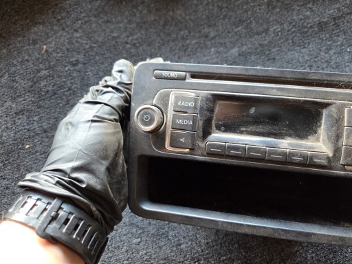 Radio Volkswagen Transporter T5 7E0035156B