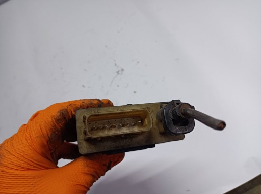 Relè VENTOLE Peugeot 9652021180