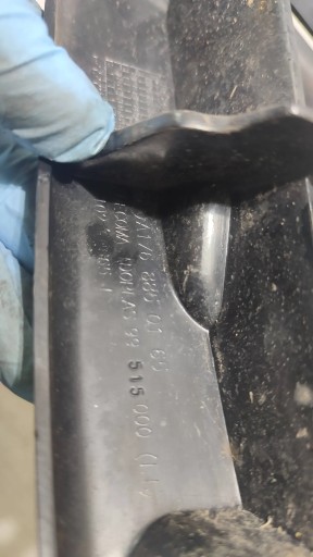 Mercedes-Benz A-classa W176 17r. 1.5cdi holder of a bumper left rear part
