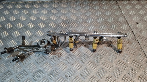 Kraftstoffverteiler Einspritzleiste Z WTRYSKAMI FORD COUGAR 2.5 V6
