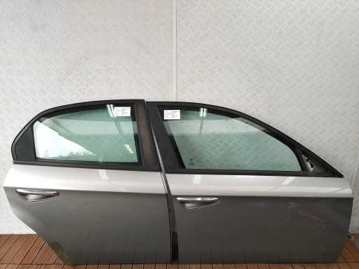 ALFA ROMEO 159 05-11 Berline Portière Avant et Arrière Droit KOMPLET Couleur C403