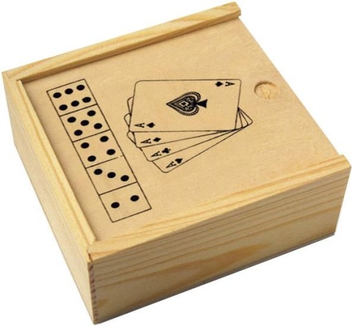 Zestaw gier w pudełku, karty i kości