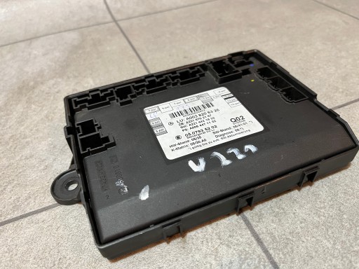 A0038206326 A2218702187 - MERCEDES W221 модуль двери левый передний рабочий